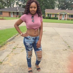 Meet your Posher, Tyronia